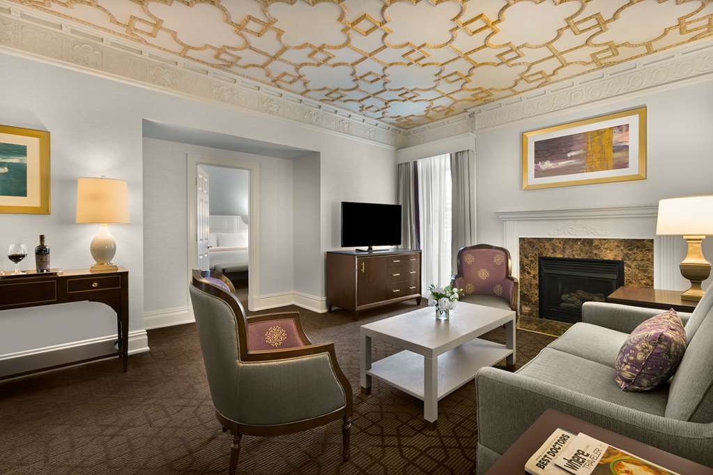 Sonesta Es Suites St. Louis Westport Maryland Heights Room photo